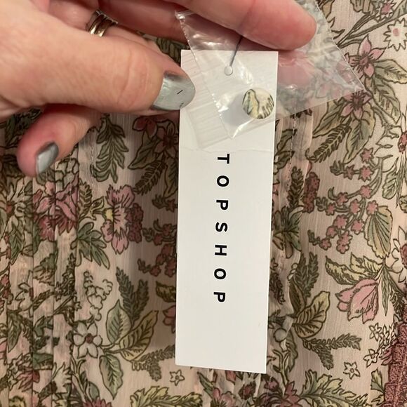 NWT TopShop Dress, Calico flowers, Rose Pink, 12 - Picture 7 of 11